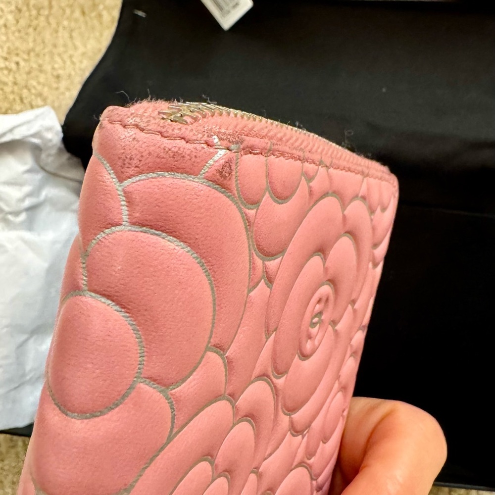 CHANEL Special Edition Pink Camellia Flower Lambskin Zip Around Wallet - Picture 9 of 9
